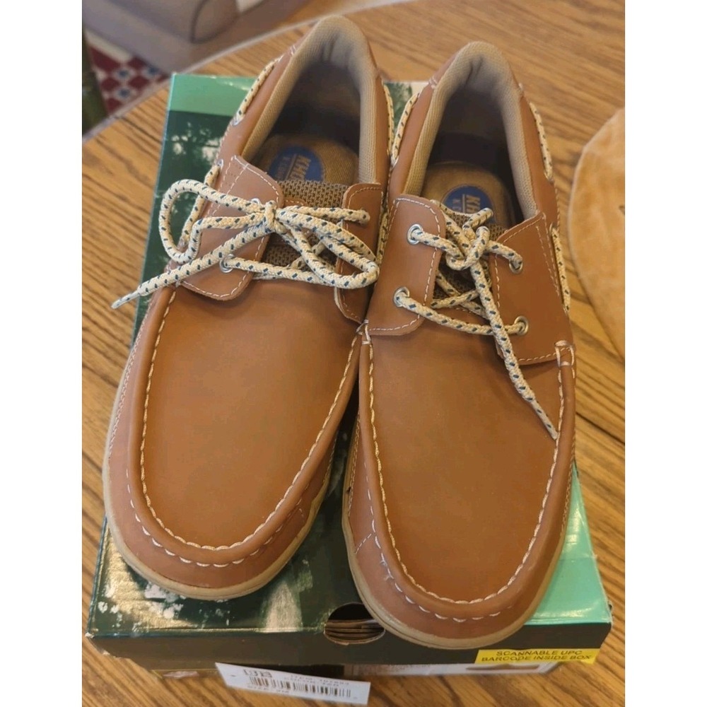 Khombu Men's Newport Memory Foam Boat Driving‎ Shoes Tan Size 9M - NEW IN BOX